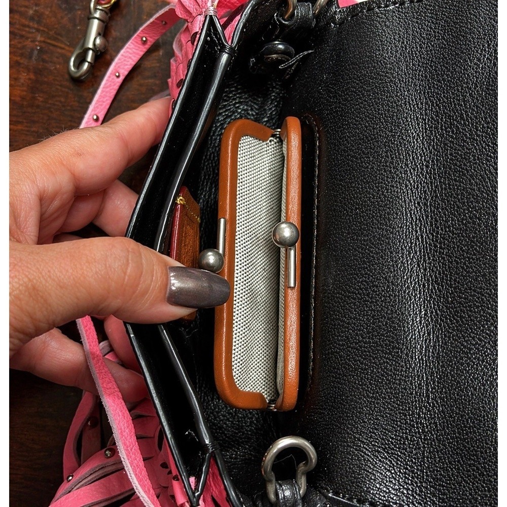 Coach Wild Tea Rose‎ 1941 Fringe Pink Leather Crossbody Kisslock Floral Studded - Picture 5 of 8